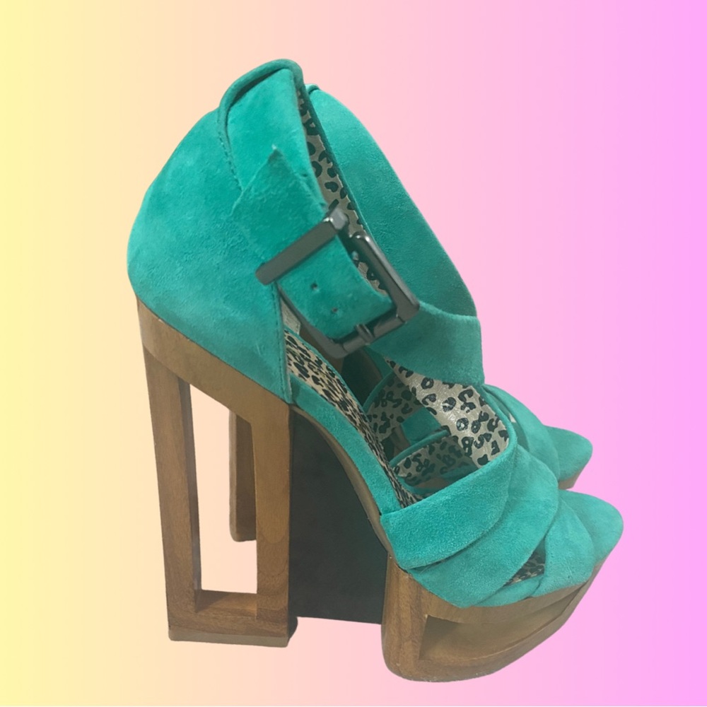 Jessica Simpson Heels
